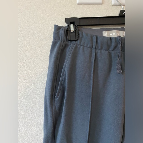 EVERLANE || the dream pants - Picture 4 of 8